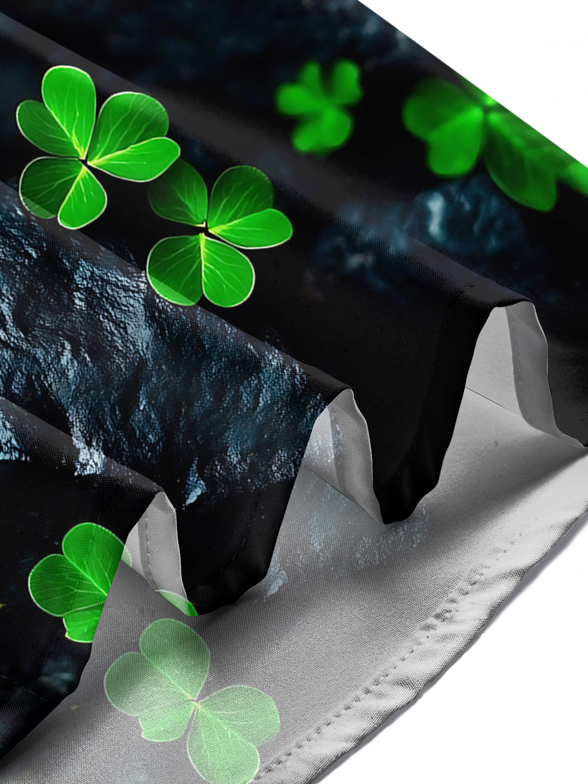 Clover Print Men's Pocket Short Sleeve Shirts