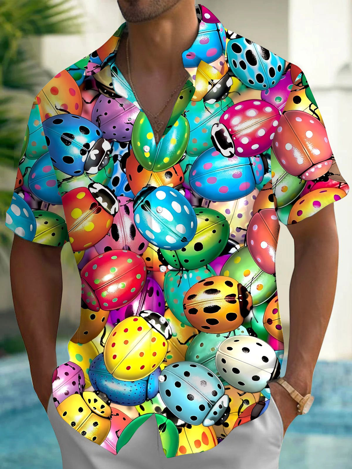 Ladybug Print Men's Pocket Short Sleeve Shirts