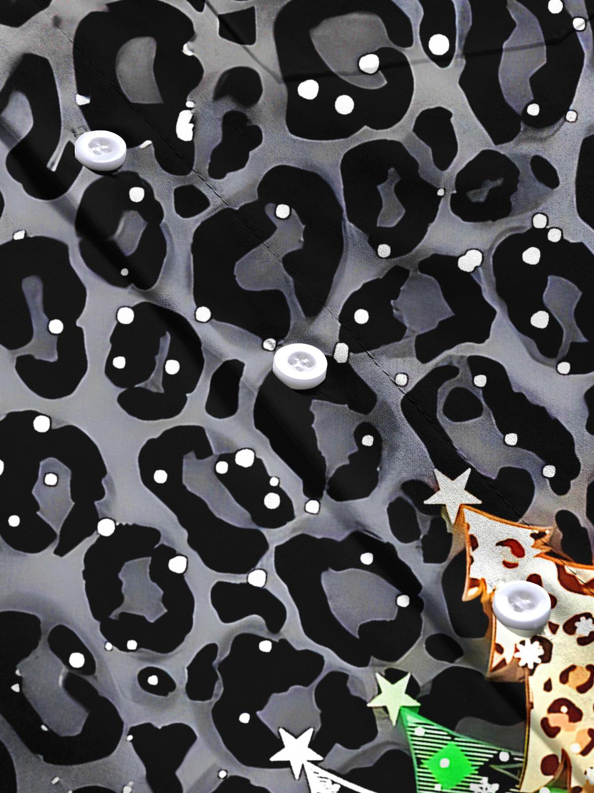 Leopard Christmas Tree Men's Pocket Short Sleeve Shirts