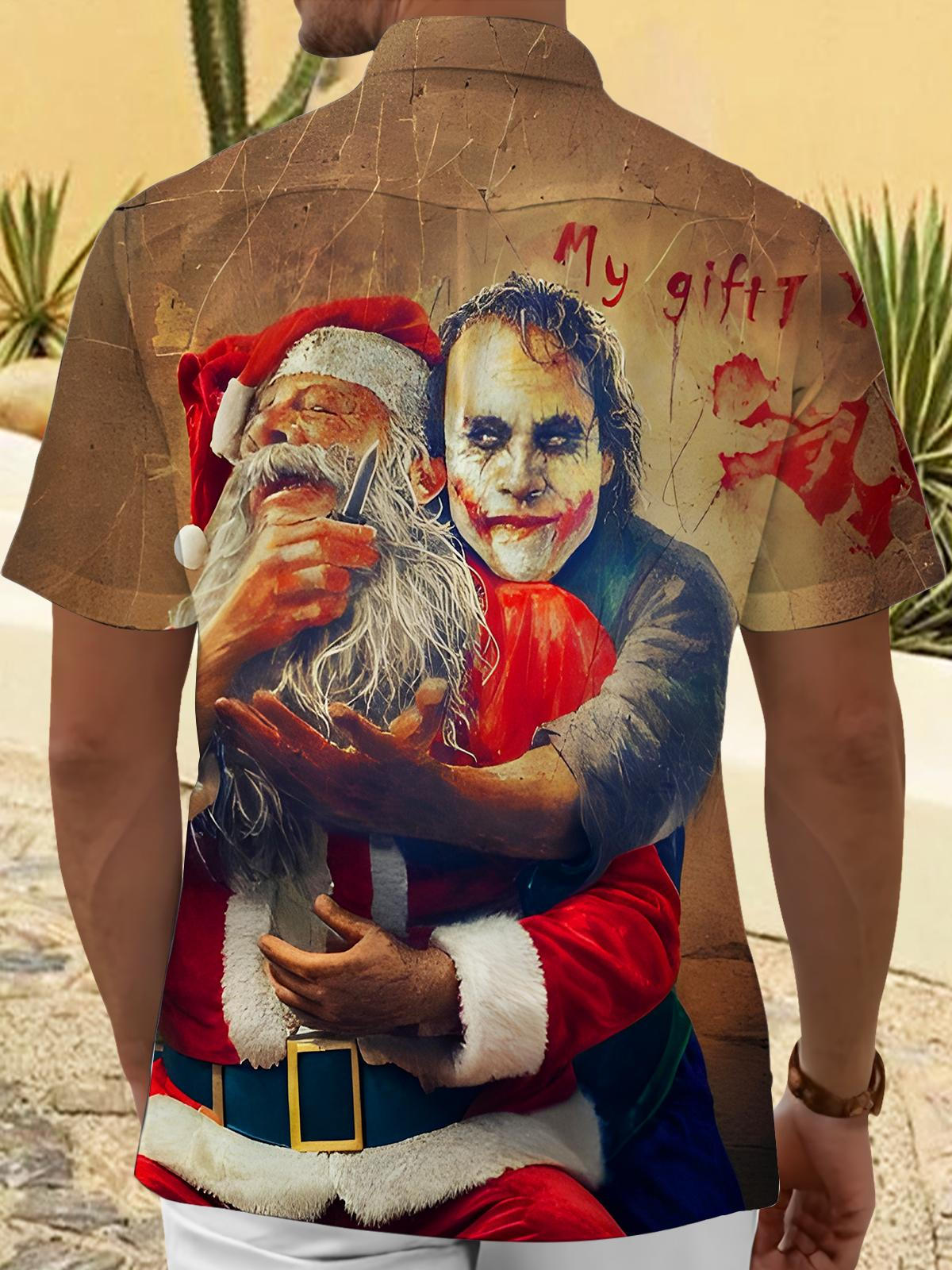 Fun Retro Joker Kidnaps Santa Claus Gift Xmas Men's Pocket Short Sleeve Shirts