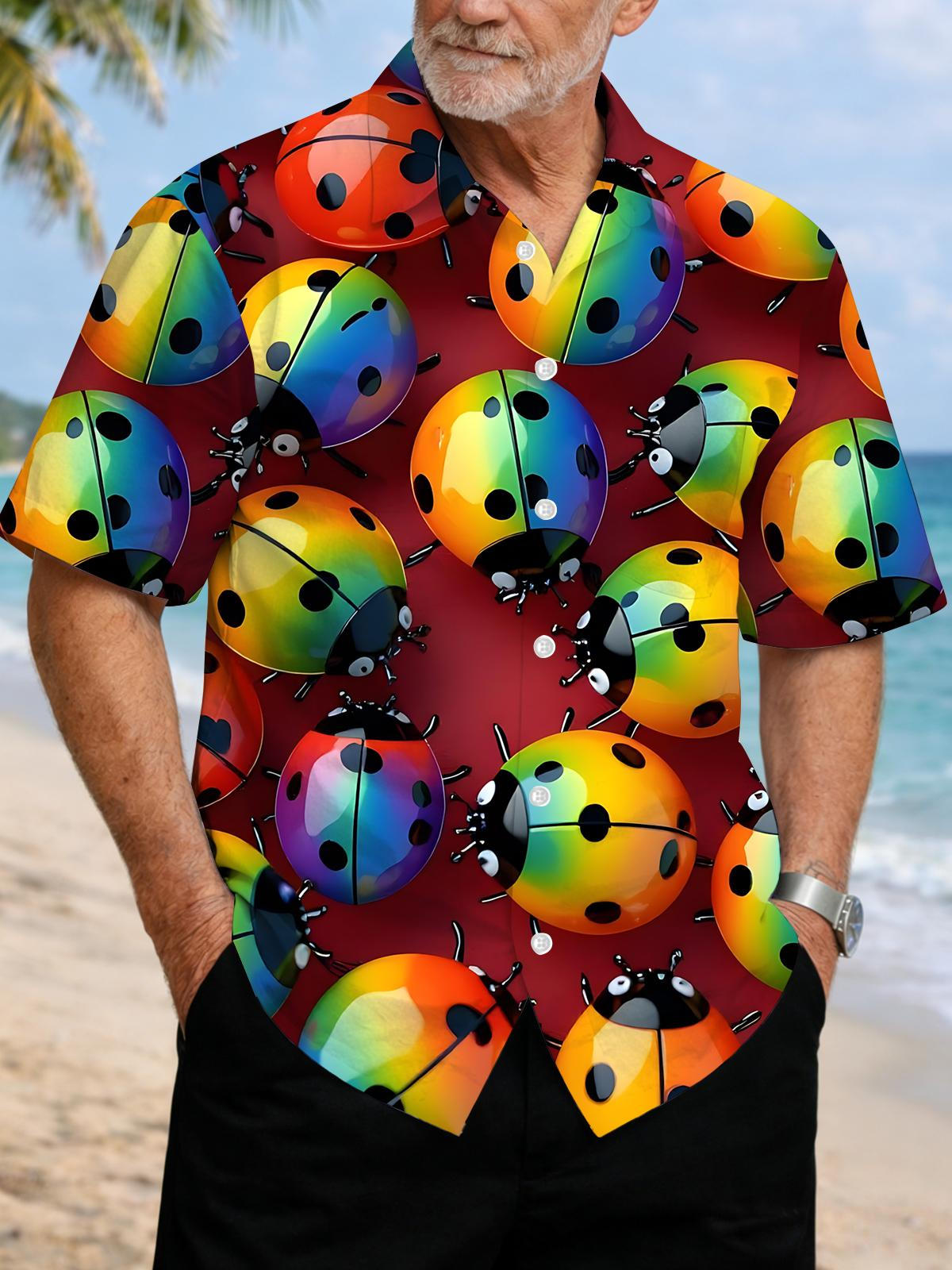 Ladybug Print Men's Pocket Short Sleeve Shirts