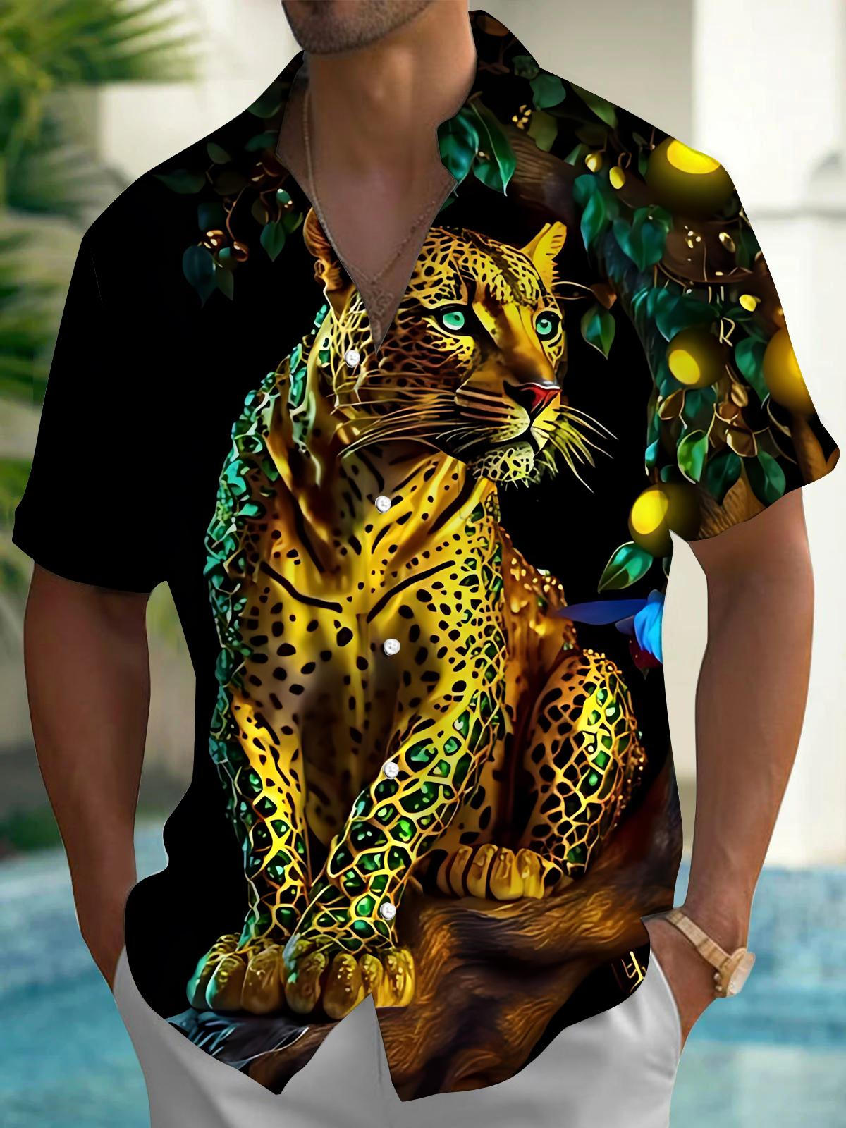 Golden Leopard Print Men's Pocket Short Sleeve Shirts