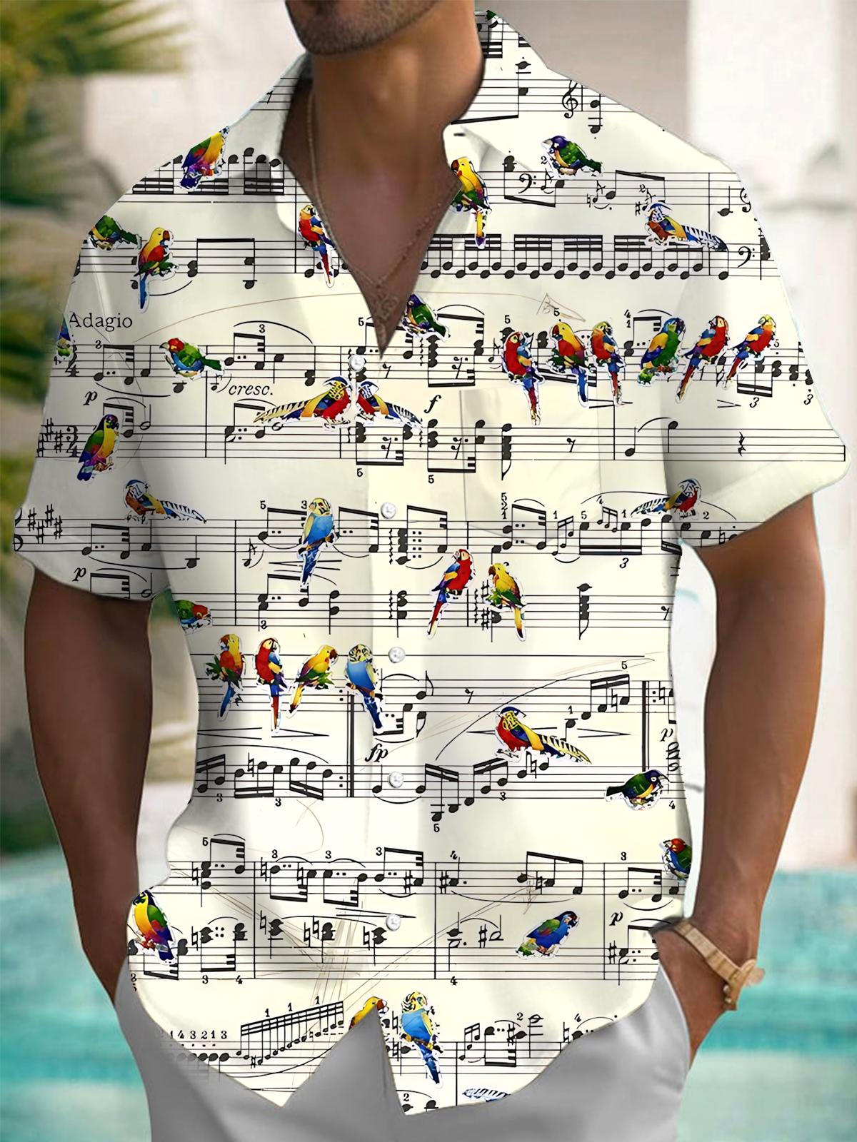 Note Parrot Print Men's Pocket Short Sleeve Shirts