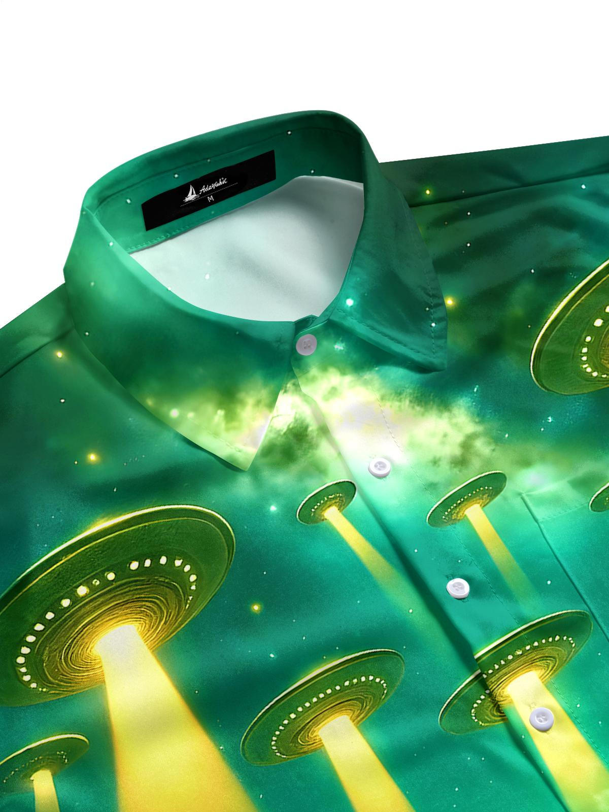 Orangutan Alien Flying Saucer Men's Pocket Short Sleeve Shirts