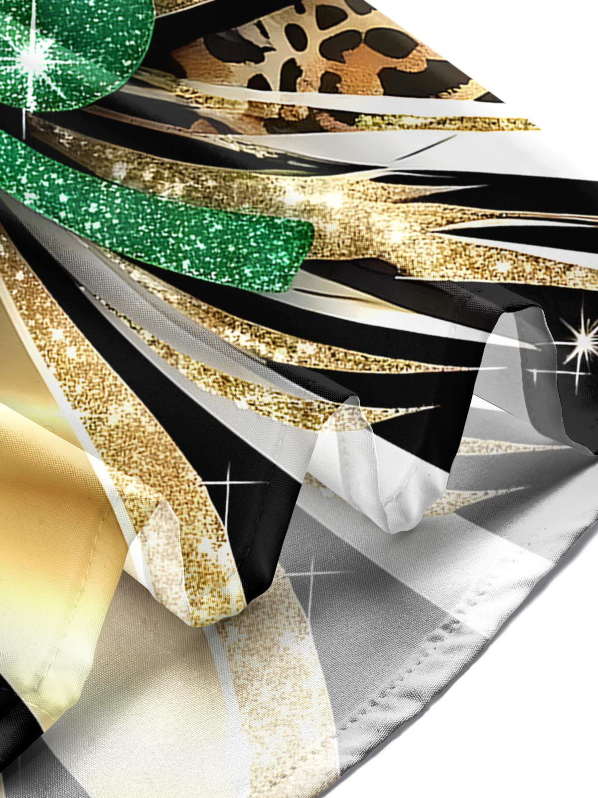 Four-Leaf Clover Men's Pocket Short Sleeve Shirts