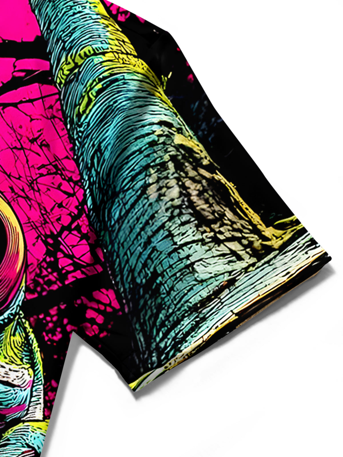 men's Hawaiian shirt close-up short sleeve