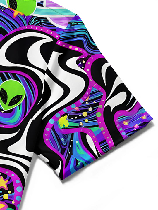 Abstract Alien Men's Pocket Short Sleeve Shirts