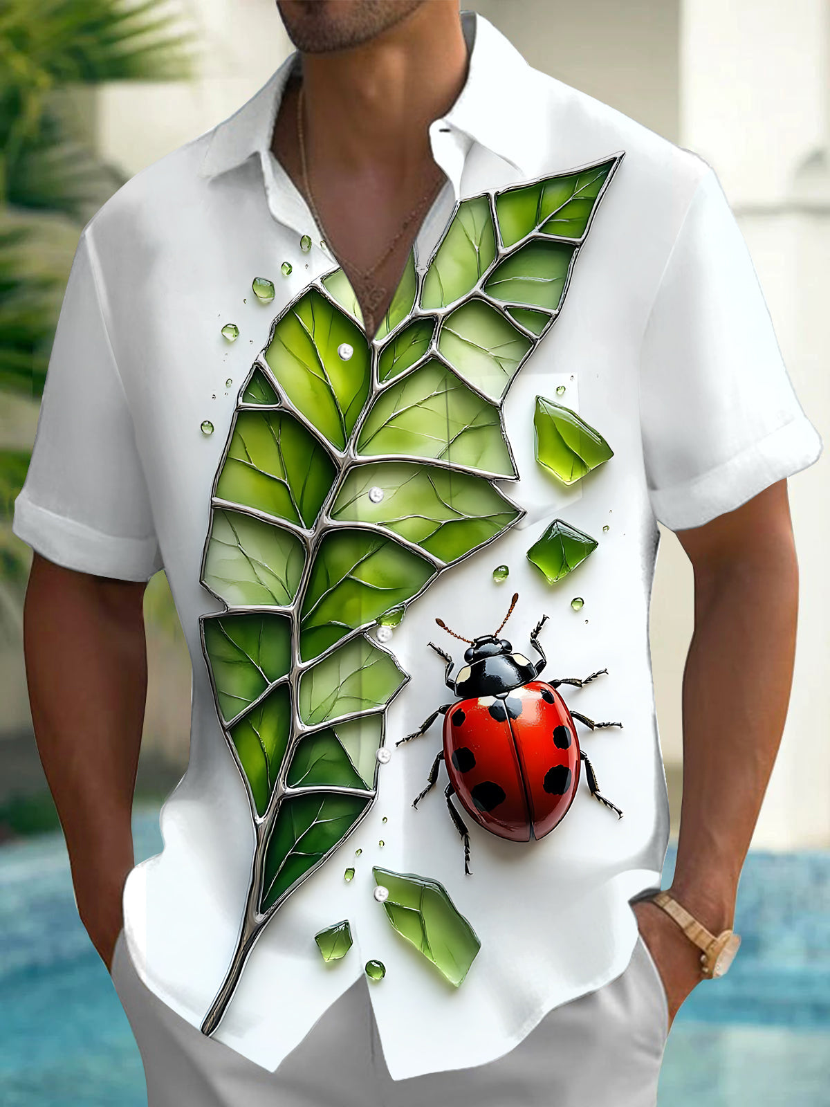 Leaf Ladybug Print Men's Pocket Short Sleeve Shirts
