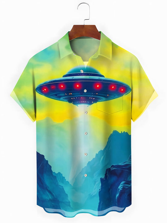 Fun Mountain Flying Saucers Men's Pocket Short Sleeve Shirts