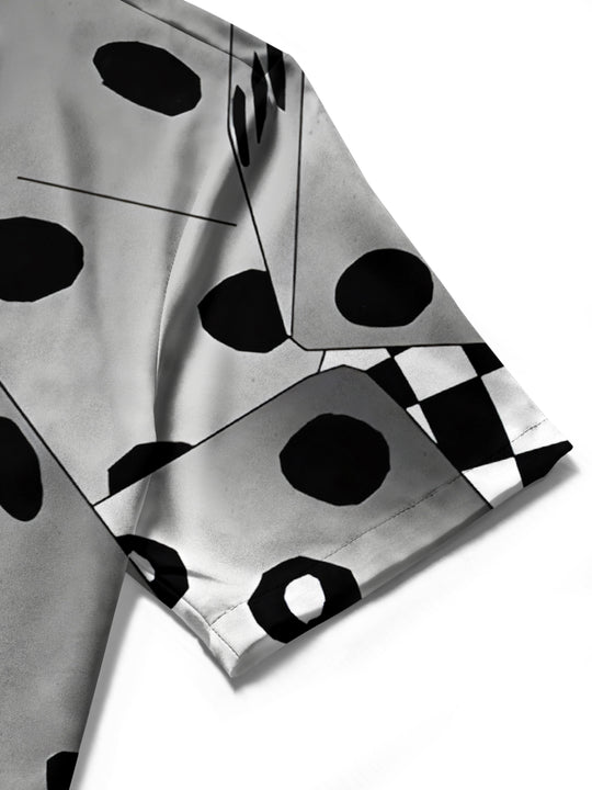 men's printed shirt close-up short sleeve