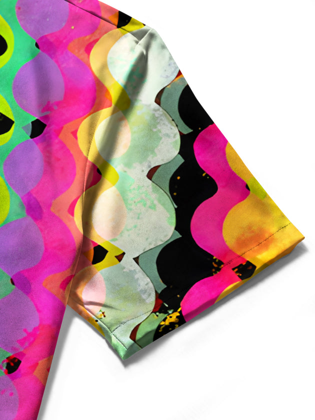 men's tie dye shirt close-up short sleeve