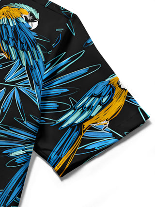 men's Hawaiian shirt close-up short sleeve