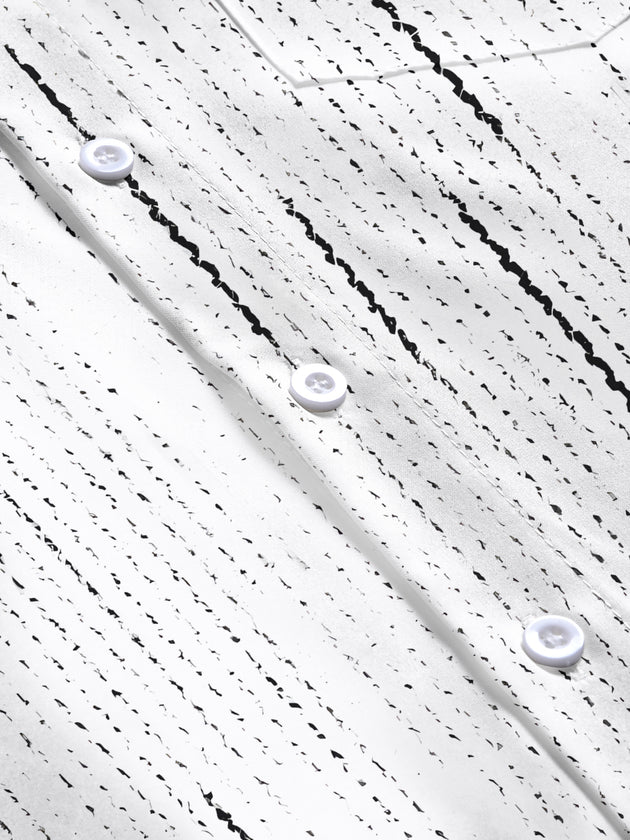 men's printed shirt close-up short sleeve