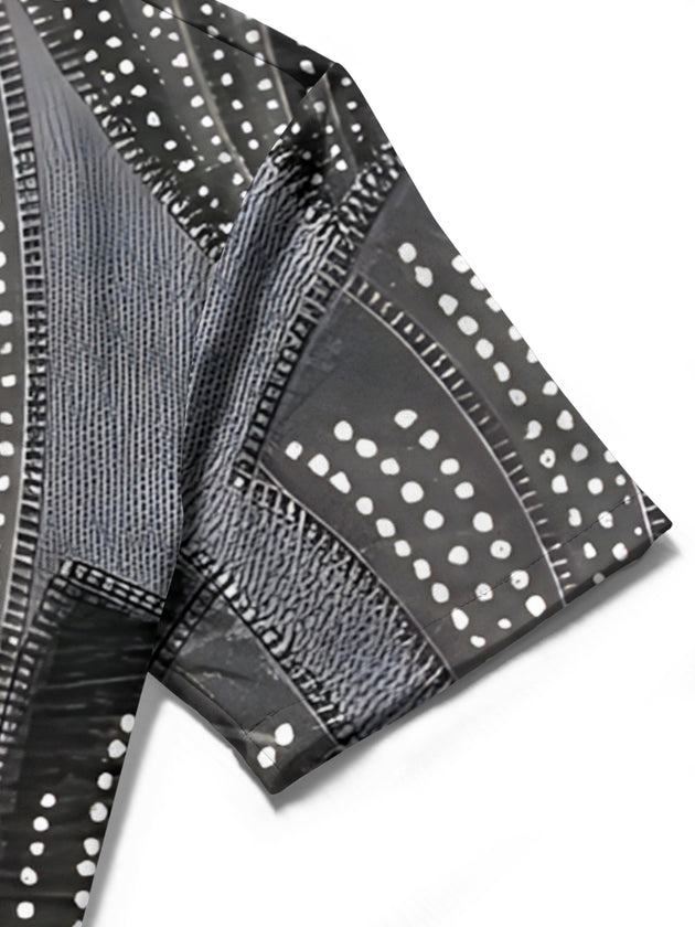 men's printed shirt close-up short sleeve