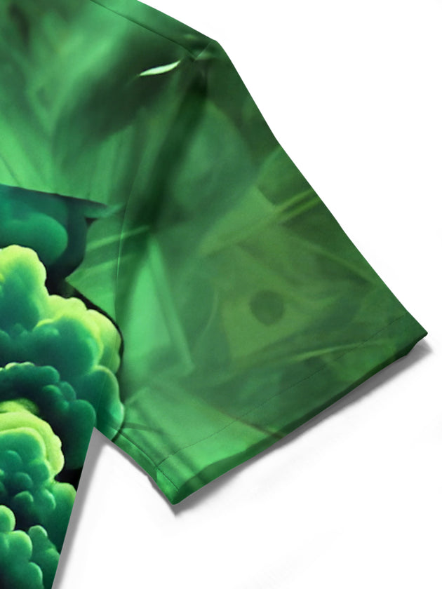 men's printed shirt close-up short sleeve