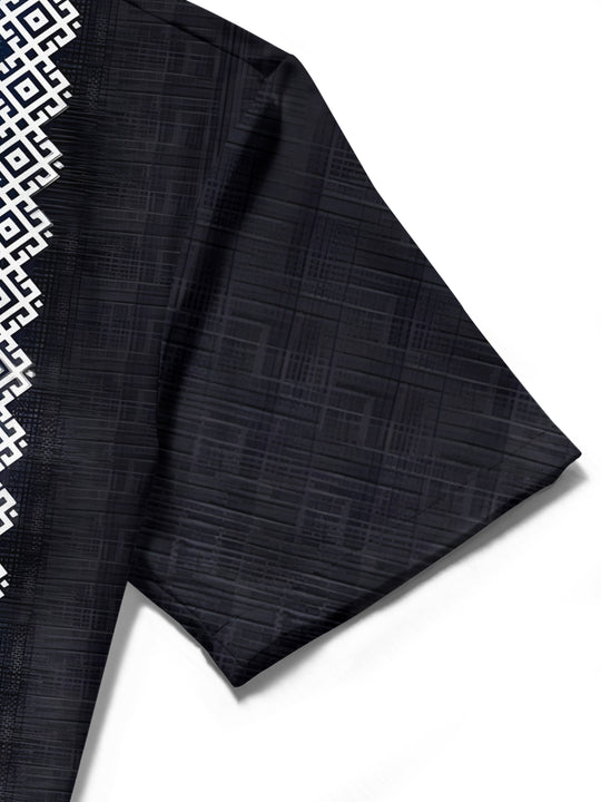 men's printed shirt close-up short sleeve
