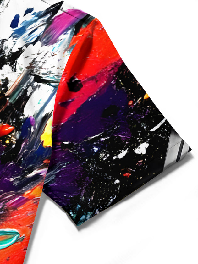 Men's abstract print short sleeve shirt close-up detail