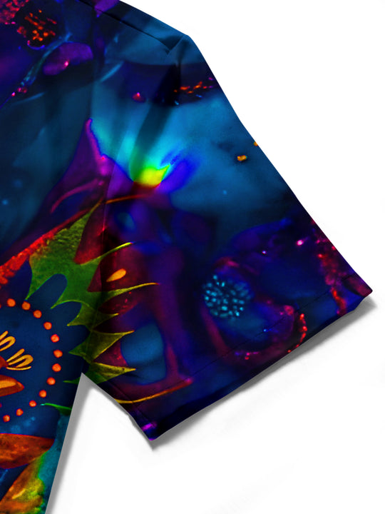 men's abstract print shirt close-up short sleeve