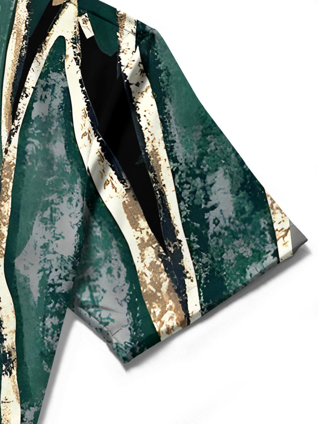 men's printed shirt close-up short sleeve
