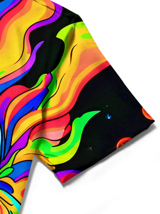Men's abstract print short sleeve shirt close-up detail view
