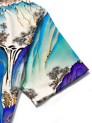 men's printed shirt close-up short sleeve