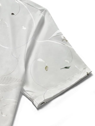 men's floral shirt close-up short sleeve