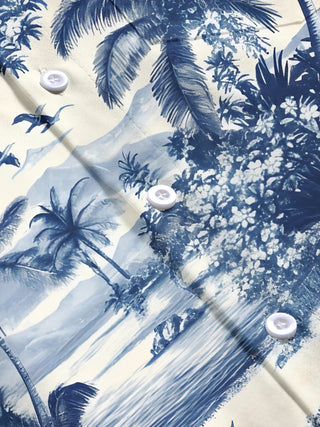 Men's Hawaiian coconut tree short sleeve shirt fabric detail close-up