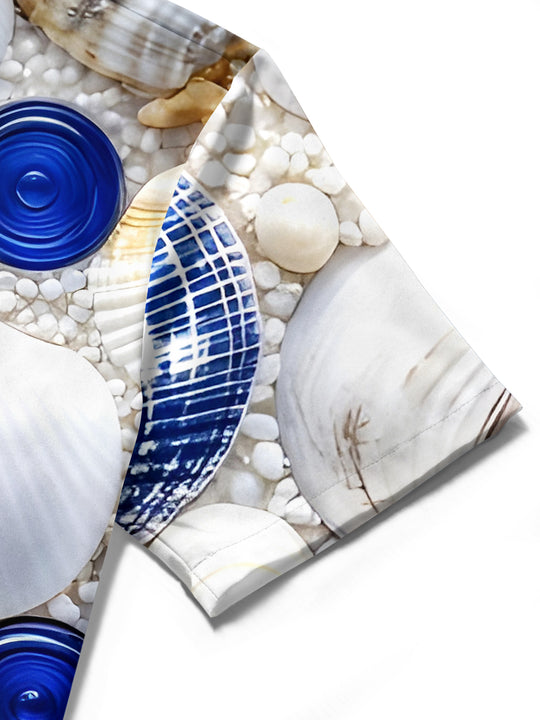 men's Hawaiian shirt close-up short sleeve