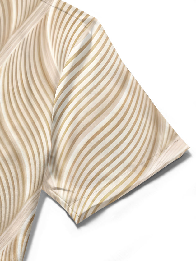 men's printed shirt close-up short sleeve
