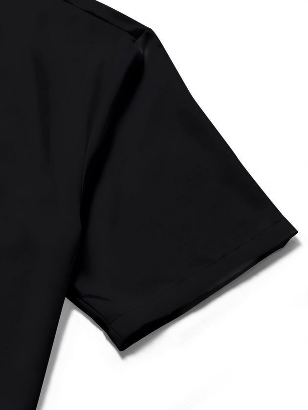 men's printed shirt close-up short sleeve