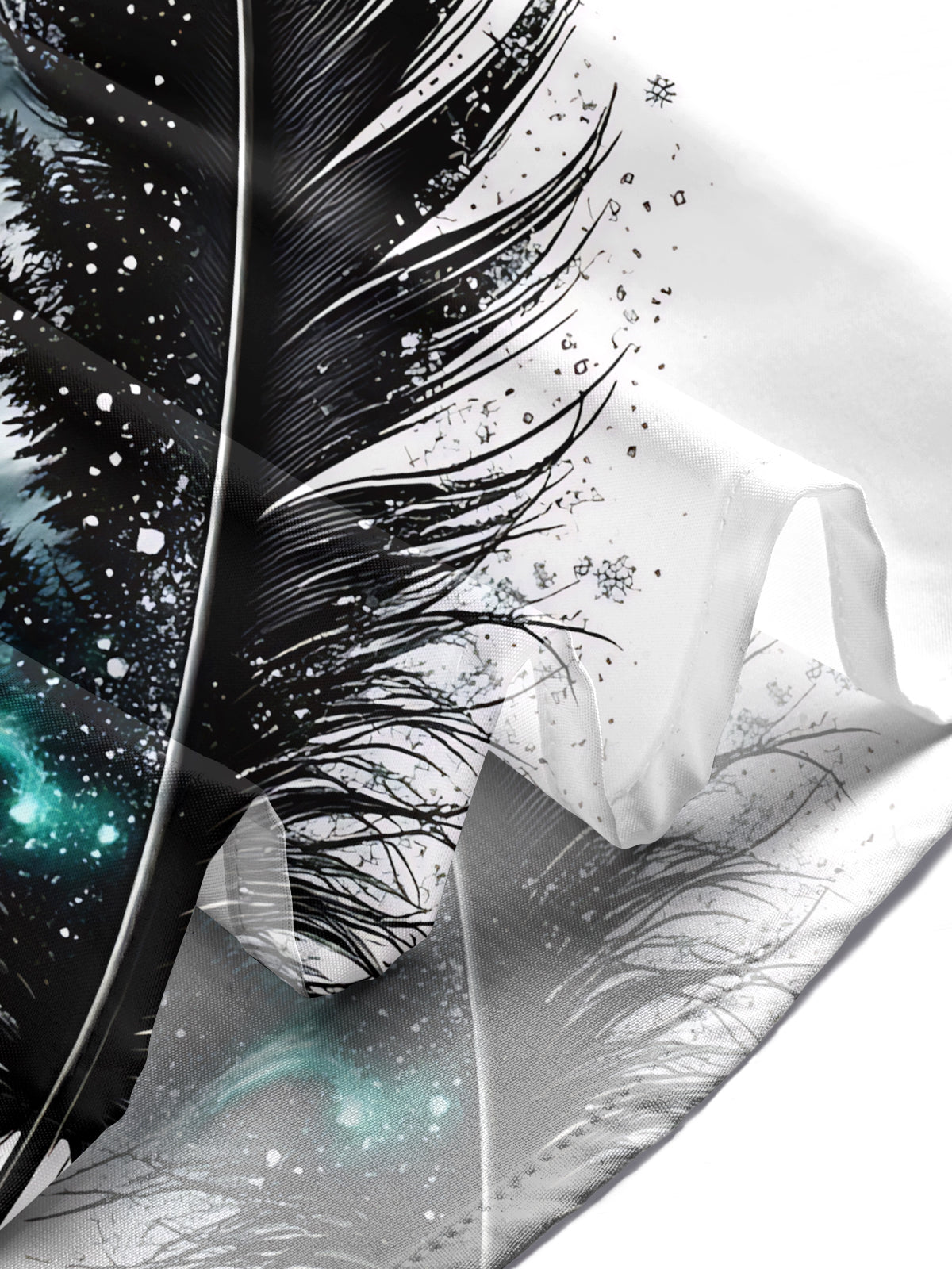 Wolf Feather Snowflake Print Men's Pocket Short Sleeve Shirts