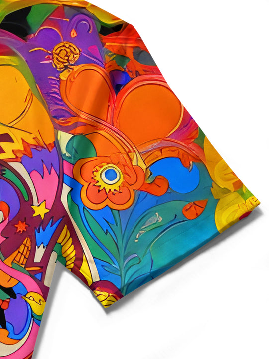 men's abstract short sleeve shirt close-up fabric detail