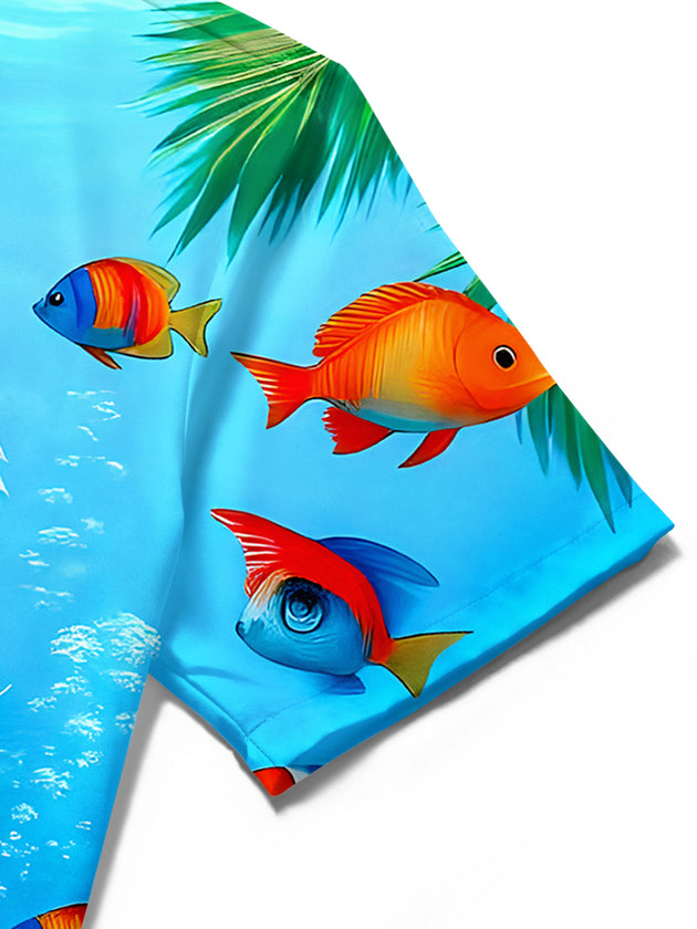 men's Christmas shirt close-up short sleeve