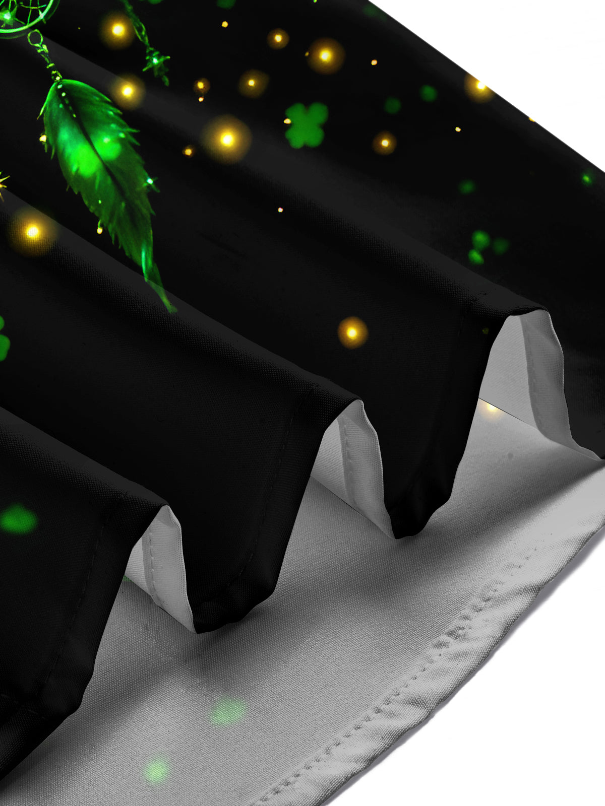 Lucky Four-Leaf Dreamcatcher Men's Pocket Short Sleeve Shirts