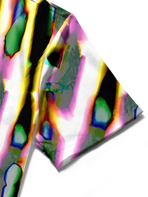 Men's abstract print short sleeve shirt detail close-up