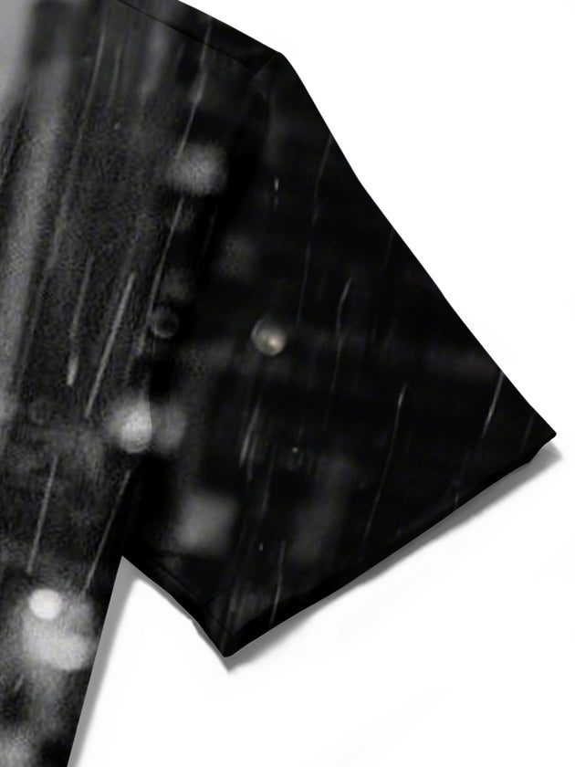 Men's short sleeve shirt with earphone print detail close-up