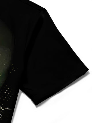 men's printed shirt close-up short sleeve