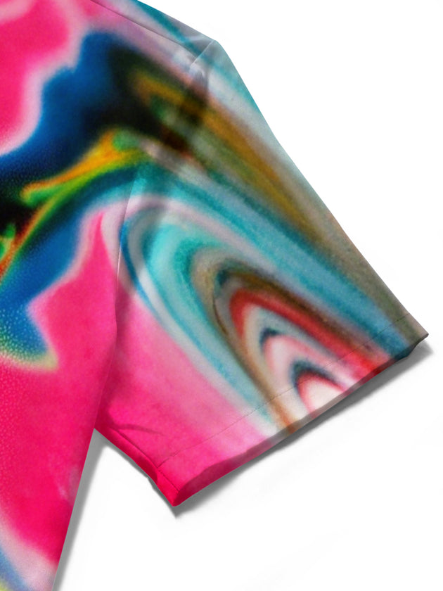 Men's dice print short sleeve shirt close-up detail of weave quality