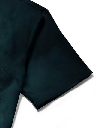 men's printed shirt close-up short sleeve