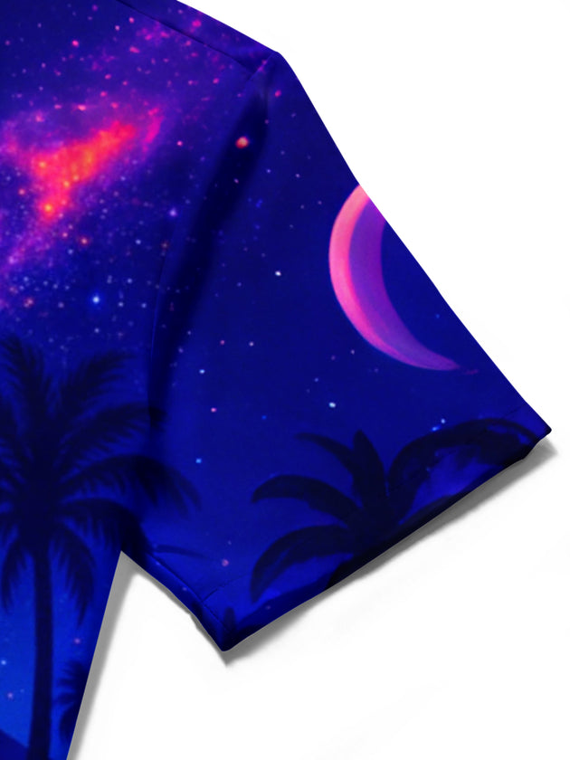 men's Hawaiian shirt close-up short sleeve