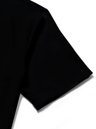 men's printed shirt close-up short sleeve