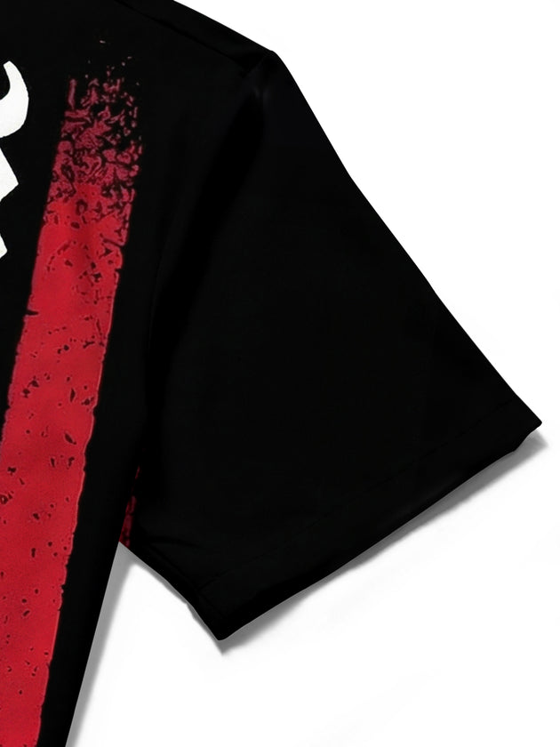 Men's close-up detail of American flag print short sleeve shirt