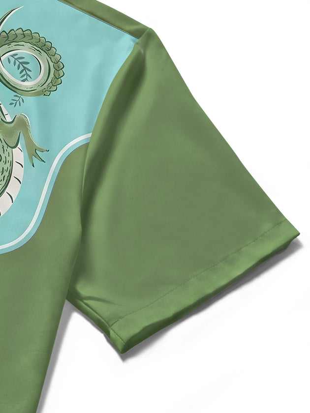 Men's abstract print Hawaiian short sleeve shirt close-up detail view