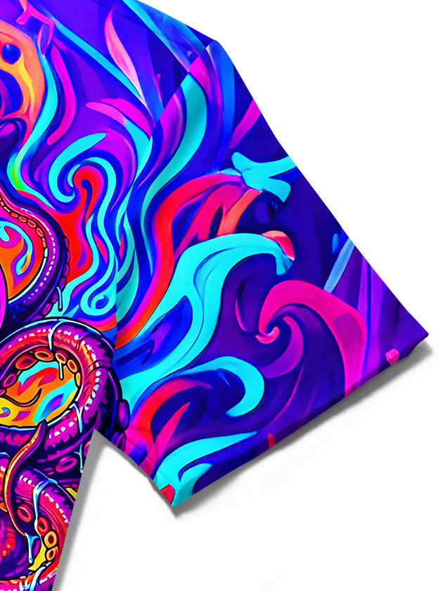 men's Hawaiian shirt close-up short sleeve