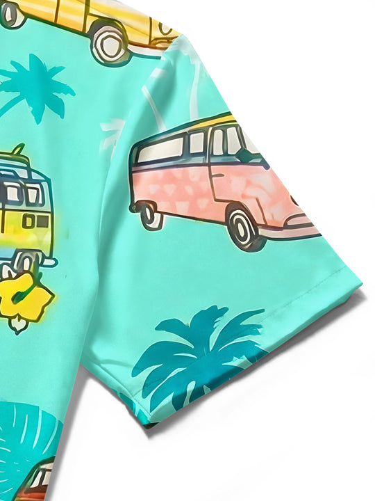 men's green printed shirt close-up short sleeve
