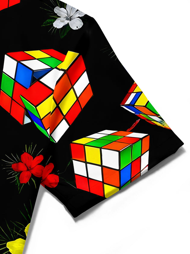 men's Hawaiian shirt close-up short sleeve