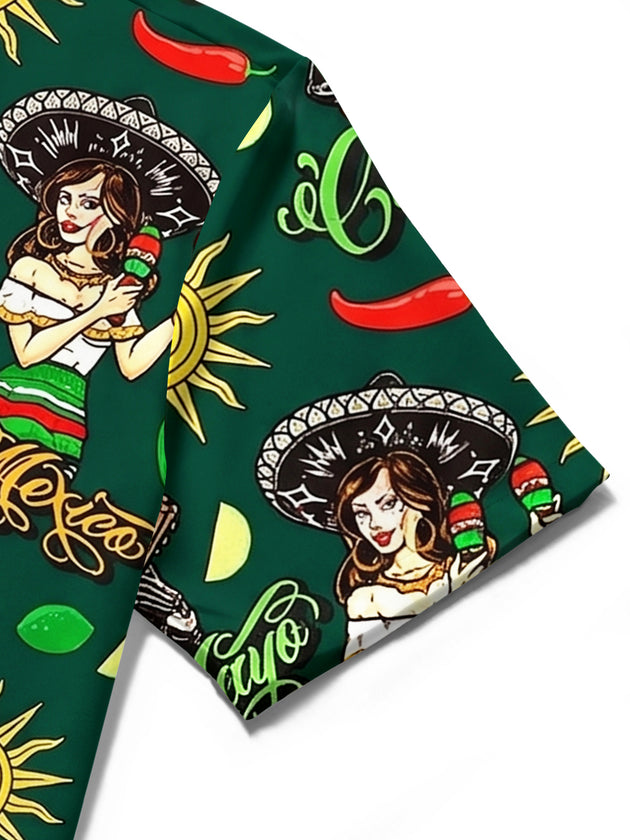 men's Hawaiian shirt close-up short sleeve