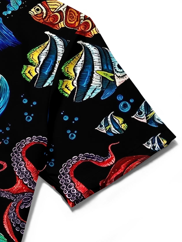 men's colorful Hawaiian shirt close-up short sleeve
