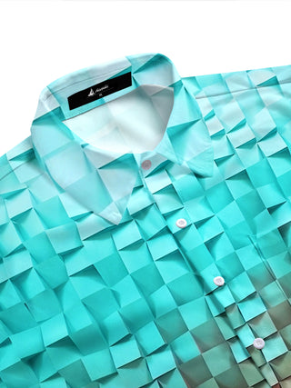Men's gradient geometric cube half sleeve shirt side view
