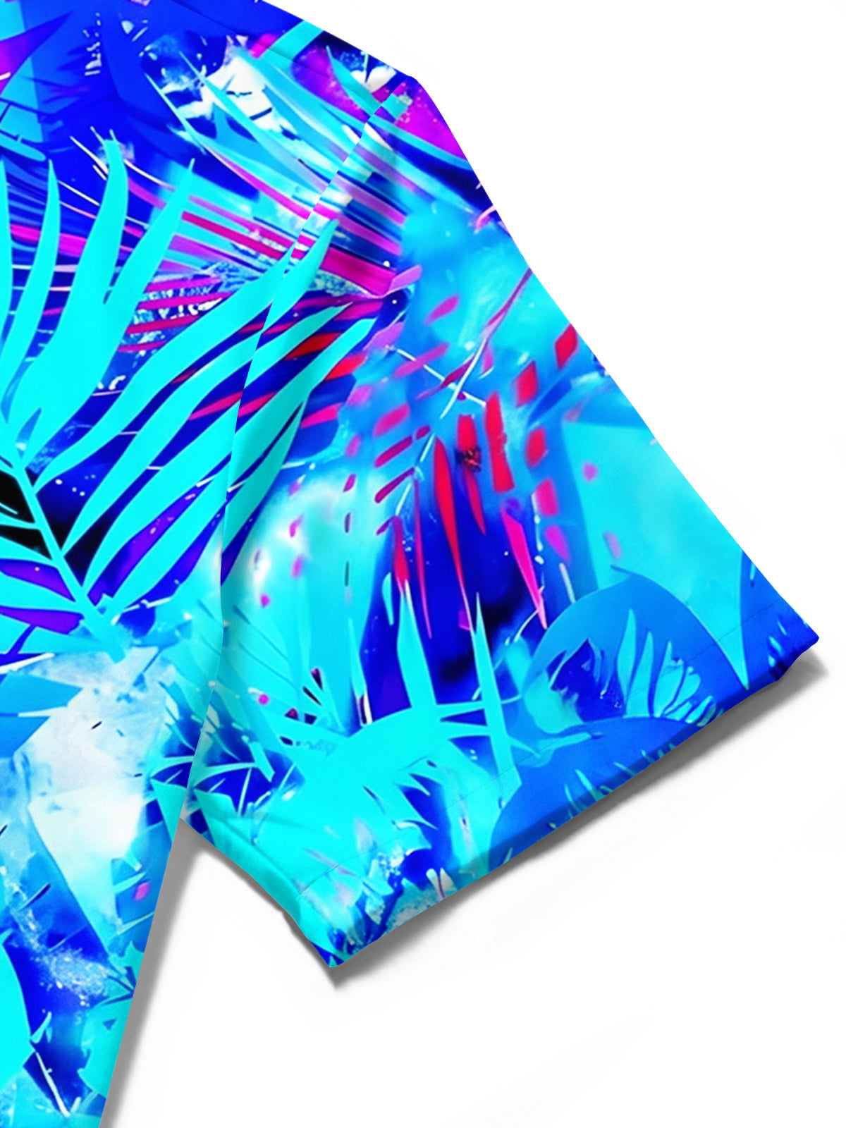 men's Hawaiian shirt close-up short sleeve